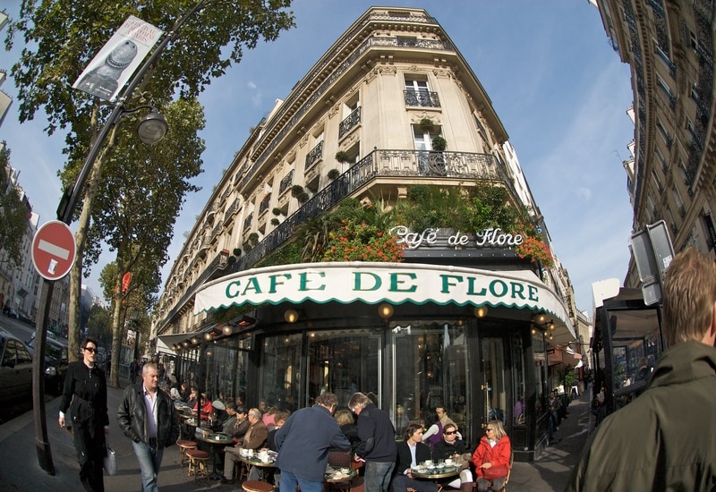 Café de Flore - Paris te gezilecek yerler