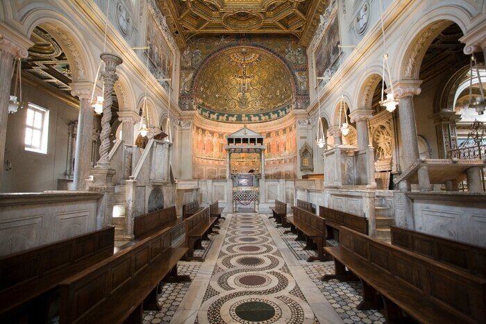 San Clemente Bazilikası, Roma