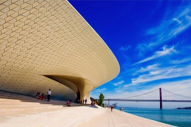 Sanat, Mimarlık ve Teknoloji Müzesi, Lizbon'da gezilecek yerler