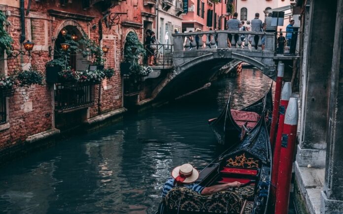Venedik'te Nerede Kalınır ?