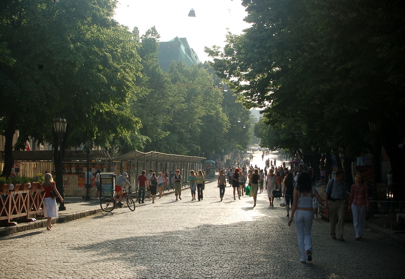Odessa da nerede kalınmalı, Deribasovskaya Caddesi Çevresi