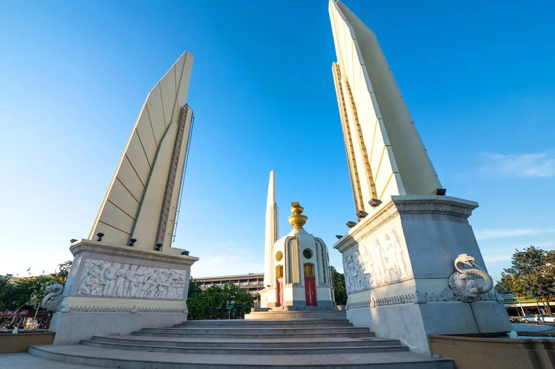 Demokrasi Anıtı, Bangkok