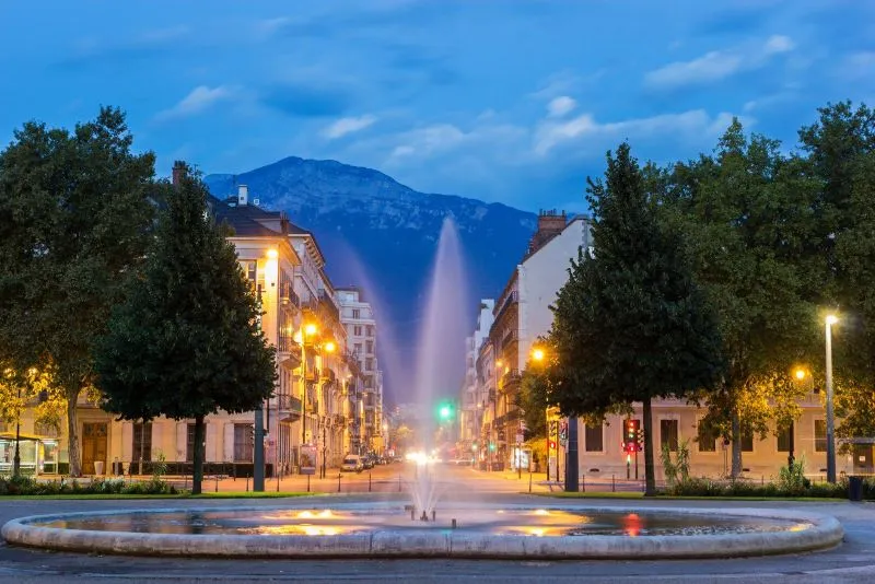 Grenoble Şehir Merkezi